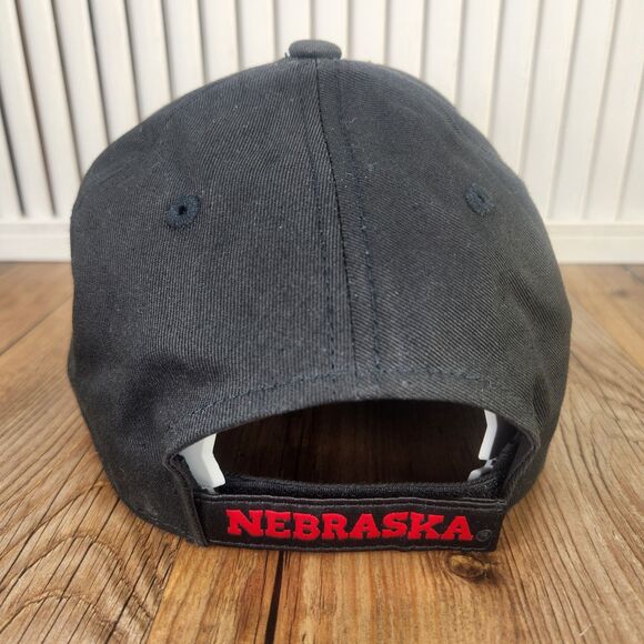 Nebraska Cornhuskers Adidas Big N Strapback Hat Cap Black Red NCAA College Sport - Picture 5 of 11